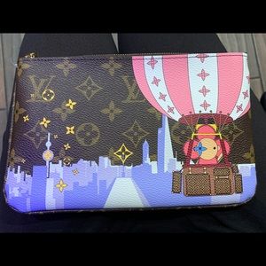 Louis Vuitton Double zip pochette